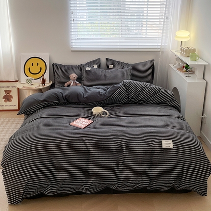 91家纺网 家纺一手货源 找家纺 新款亲肤磨毛无印风格子水洗m床单床笠被套学生宿舍三件套四件套 黑白条