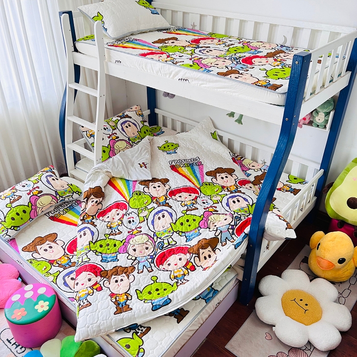 91家纺网 家纺一手货源 找家纺 小虾米 2023新款全棉卡通上下床夹棉系列被套 巴斯光年