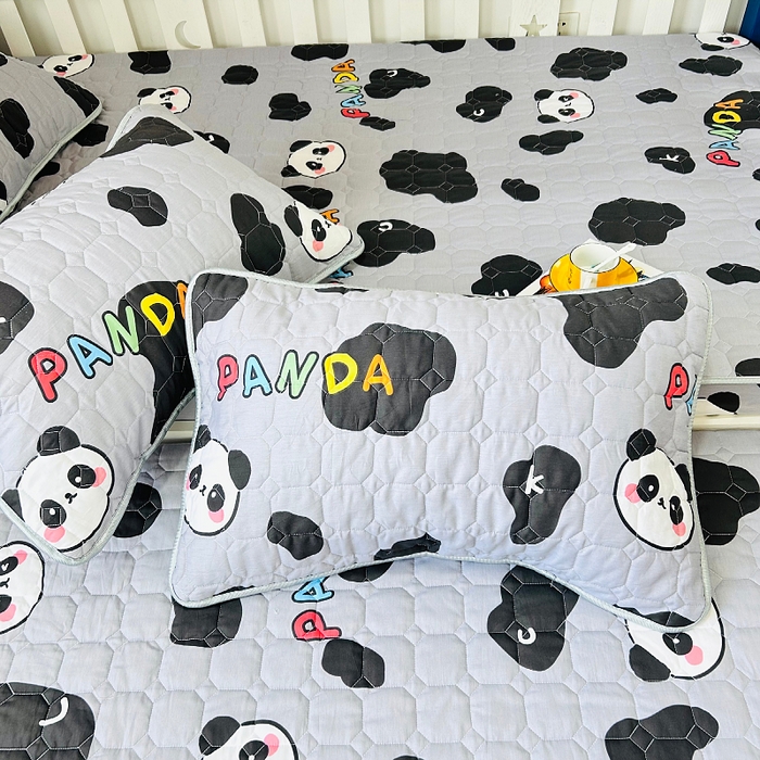 91家纺网 家纺一手货源 找家纺 小虾米 2023新款全棉卡通上下床夹棉系列床笠 熊猫宝贝