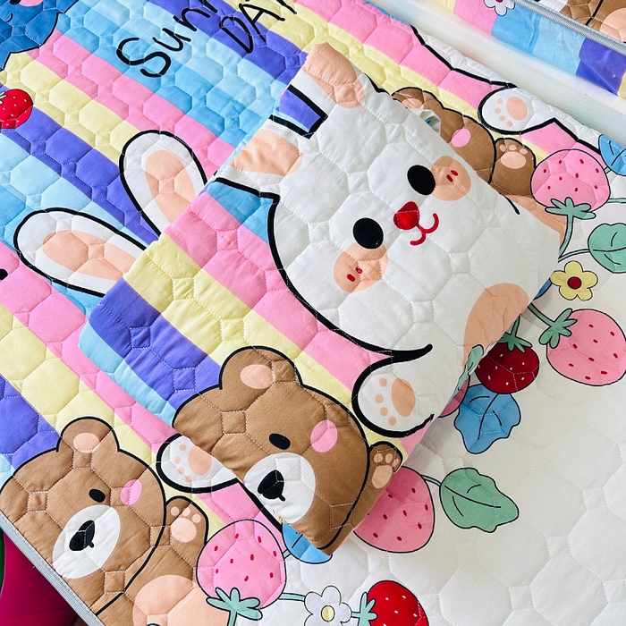 91家纺网 家纺一手货源 找家纺 小虾米 2023新款全棉卡通上下床夹棉系列被套 天真小兔