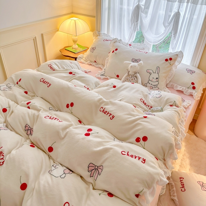 91家纺网 家纺一手货源 找家纺 （总）呗旺鹿 2023新款高克重荷叶边印花牛奶绒四件套直播