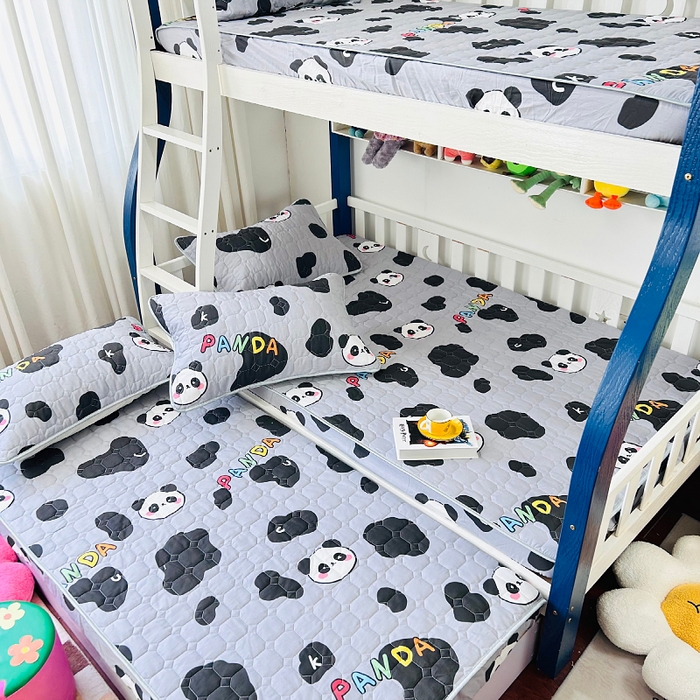 91家纺网 家纺一手货源 找家纺 小虾米 2023新款全棉卡通上下床夹棉系列床笠 熊猫宝贝