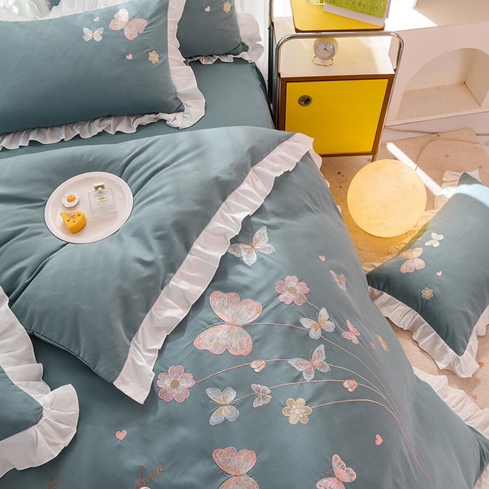 91家纺网 家纺一手货源 找家纺 丝印良品 2023新款秋冬保暖云锦棉刺绣花边春卉系列四件套 春卉-黛蓝