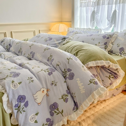 91家纺网 家纺一手货源 找家纺 （总）呗旺鹿 2023新款高克重荷叶边印花牛奶绒四件套直播