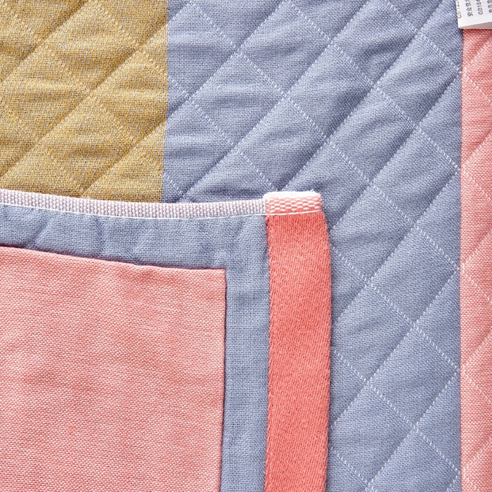 91家纺网 家纺一手货源 找家纺 朴尔-2023新款彩色糖果系列纯棉三层纱布枕巾-朴尔 开心菠萝粉