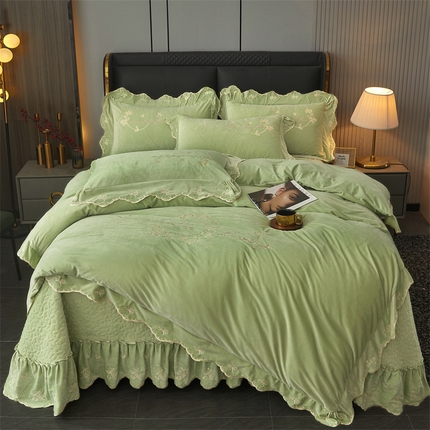 2023新款玲珑花语床盖四件套--花好月圆系列 牛油果绿