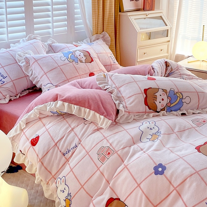 91家纺网 家纺一手货源 找家纺 宜家坊 2023新款直播韩版印花花边款牛奶绒四件套 小女孩