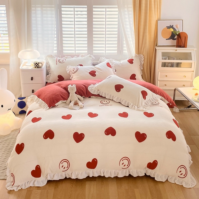 91家纺网 家纺一手货源 找家纺 宜家坊 2023新款直播韩版印花花边款牛奶绒四件套 一见倾心