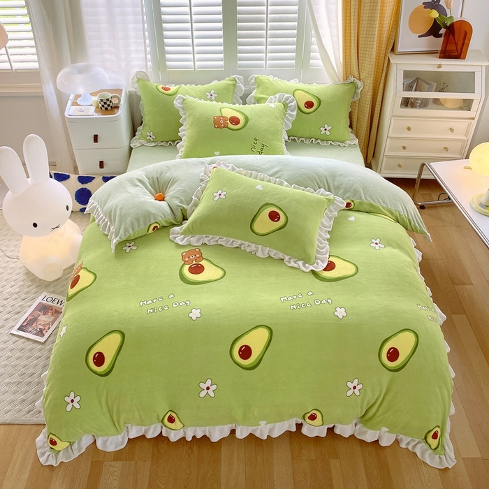 91家纺网 家纺一手货源 找家纺 宜家坊 2023新款直播韩版印花花边款牛奶绒四件套 牛油果