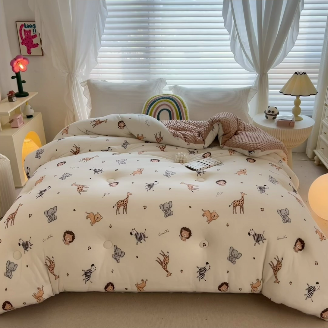 91家纺网 家纺一手货源 找家纺 米菲2023新款A类针织棉豆豆被冬被春秋被被芯被子 动物乐园