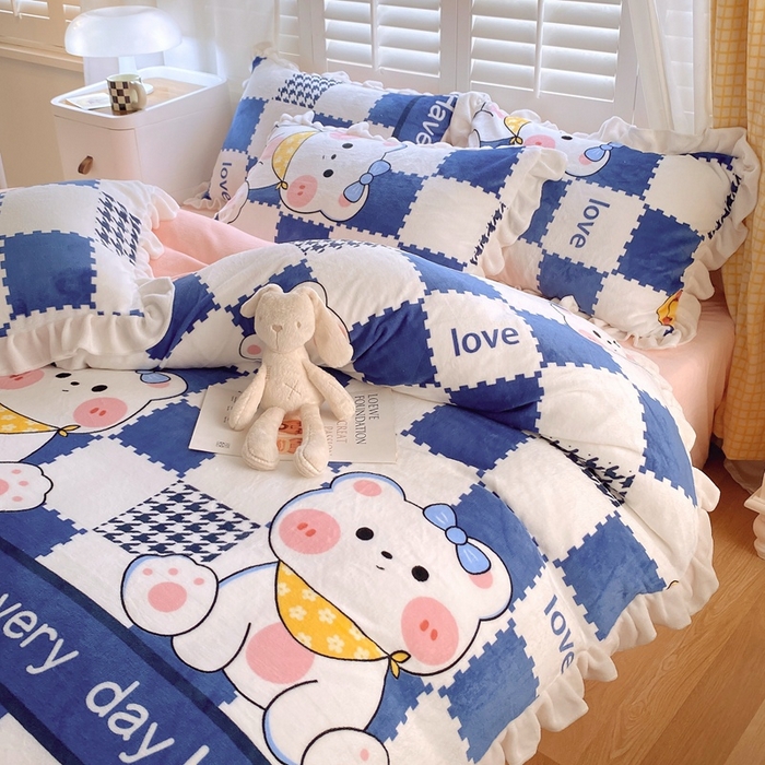 91家纺网 家纺一手货源 找家纺 宜家坊 2023新款直播韩版印花花边款牛奶绒四件套 比格熊