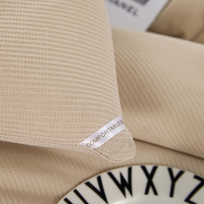 91家纺网 家纺一手货源 找家纺 丽卡家纺 2023新款A类针织棉被子被芯 英伦时尚-卡其色