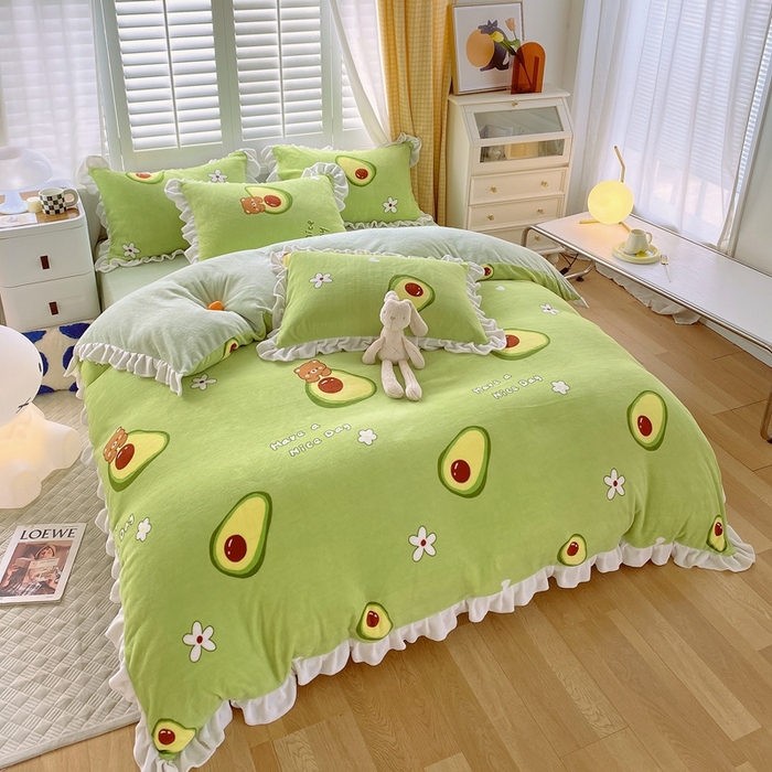 91家纺网 家纺一手货源 找家纺 宜家坊 2023新款直播韩版印花花边款牛奶绒四件套 牛油果