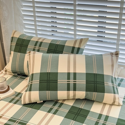 91家纺网 家纺一手货源 找家纺 芃成家纺 2023新款磨毛系列磨毛枕套 简约格-绿