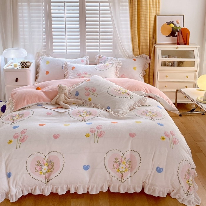 91家纺网 家纺一手货源 找家纺 宜家坊 2023新款直播韩版印花花边款牛奶绒四件套 告白