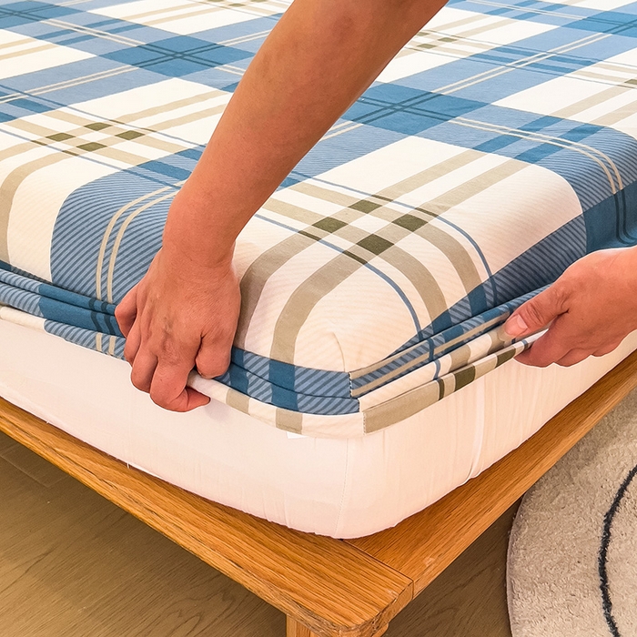 91家纺网 家纺一手货源 找家纺 芃成家纺 2023新款磨毛单床笠 简约格-蓝