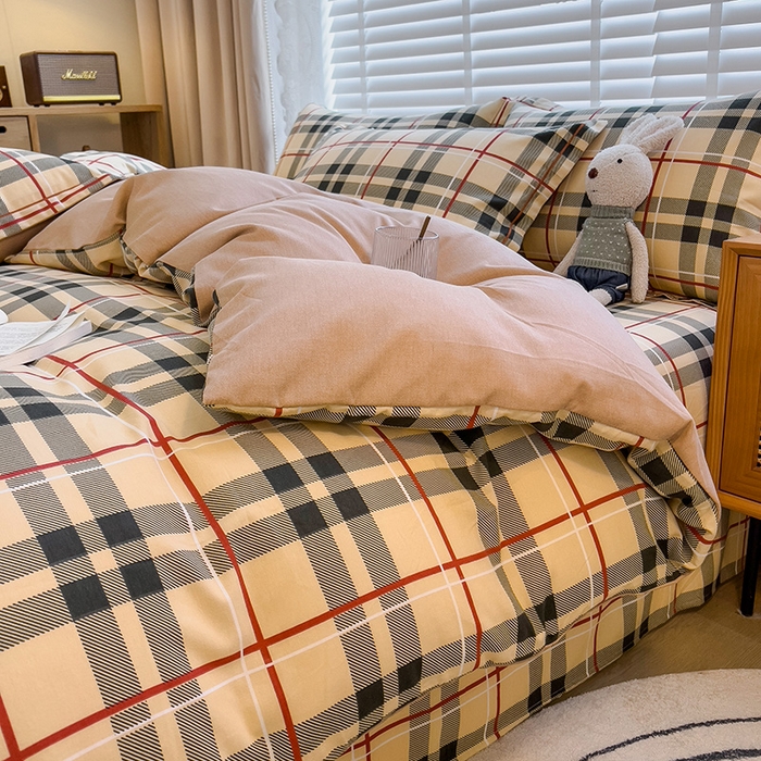 91家纺网 家纺一手货源 找家纺 芃成家纺 2023新品磨毛被套 经典格-棕