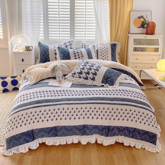 91家纺网 家纺一手货源 找家纺 宜家坊 2023新款直播韩版印花花边款牛奶绒四件套 千鸟格