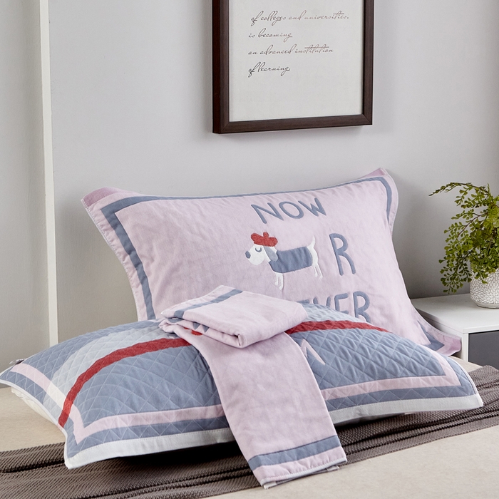 91家纺网 家纺一手货源 找家纺 朴尔-2023新款彩色糖果系列纯棉三层纱布枕巾-朴尔 调皮狗粉