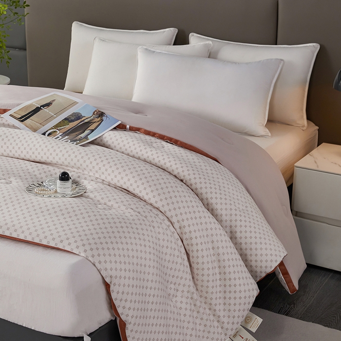 91家纺网 家纺一手货源 找家纺 （总）丽卡家纺 2023新款元绒棉双层纱被子被芯