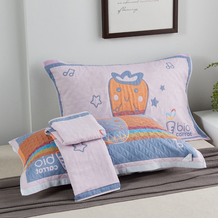 91家纺网 家纺一手货源 找家纺 朴尔-2023新款彩色糖果系列纯棉三层纱布枕巾-朴尔 调皮胡萝卜浅粉