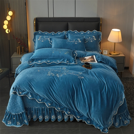 2023新款玲珑花语床盖四件套--花好月圆系列 宝利蓝