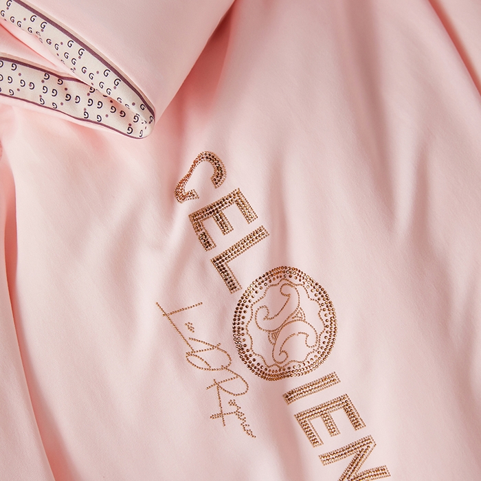 91家纺网 家纺一手货源 找家纺 丽卡家纺 2023新款亲肤舒适奶蕉绵被子被芯 吉祥豆-少女粉