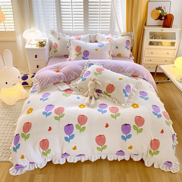 91家纺网 家纺一手货源 找家纺 宜家坊 2023新款直播韩版印花花边款牛奶绒四件套 郁金香