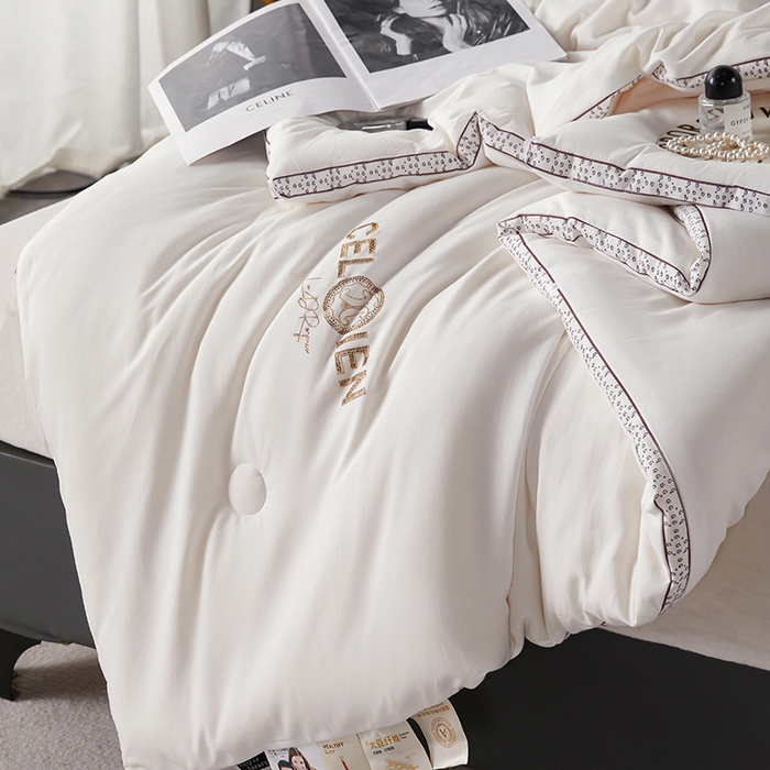 91家纺网 家纺一手货源 找家纺 丽卡家纺 2023新款亲肤舒适奶蕉绵被子被芯 吉祥豆-珍珠白