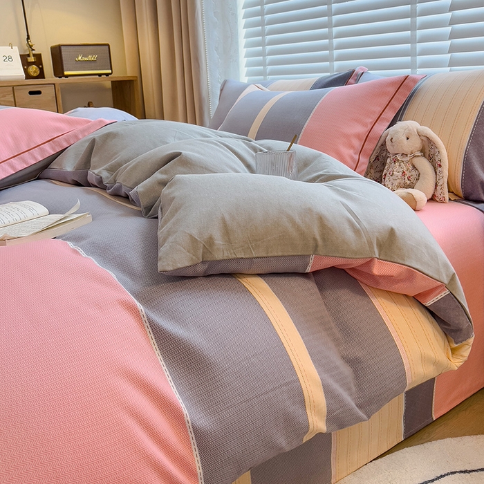 91家纺网 家纺一手货源 找家纺 芃成家纺 2023新品磨毛被套 梦幻空间-粉