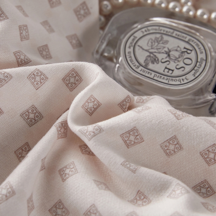 91家纺网 家纺一手货源 找家纺 （总）丽卡家纺 2023新款元绒棉双层纱被子被芯