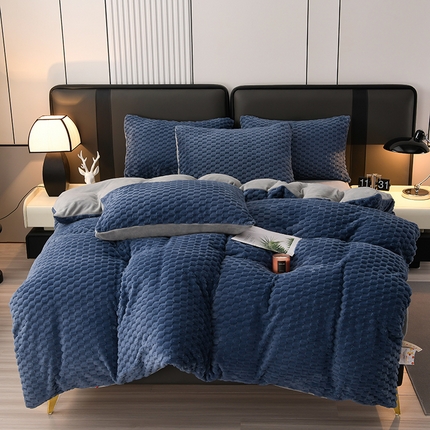 91家纺网 家纺一手货源 找家纺 （总）菡宝 2023新款纯色金龟绒提花绒魔法被套牛奶绒兔兔绒四件套