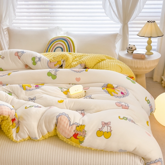 91家纺网 家纺一手货源 找家纺 米菲2023新款A类针织棉豆豆被冬被春秋被被芯被子 0维尼熊