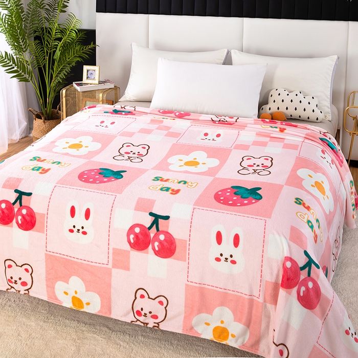 91家纺网 家纺一手货源 找家纺 侨鑫 2023新款云貂绒毛毯 草莓兔