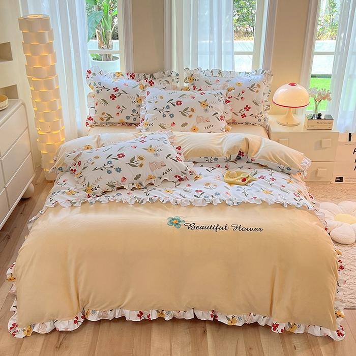 91家纺网 家纺一手货源 找家纺 绒兔兔 2023新款双层纱棉加牛奶绒四件套 绒-花漫庭