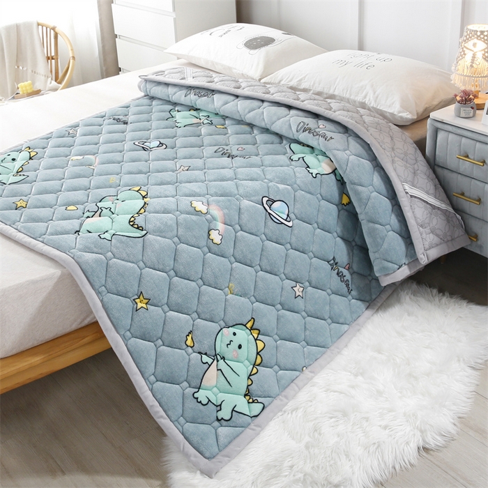 91家纺网 家纺一手货源 找家纺 东宇 2024年新款A类抗菌牛奶绒大床加厚床垫 恐龙家园