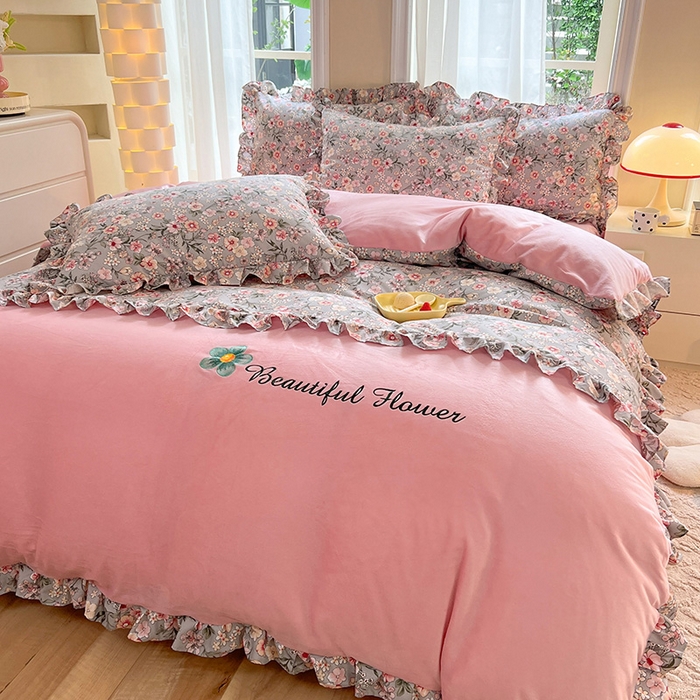 91家纺网 家纺一手货源 找家纺 绒兔兔 2023新款双层纱棉加牛奶绒四件套 绒-花满庭