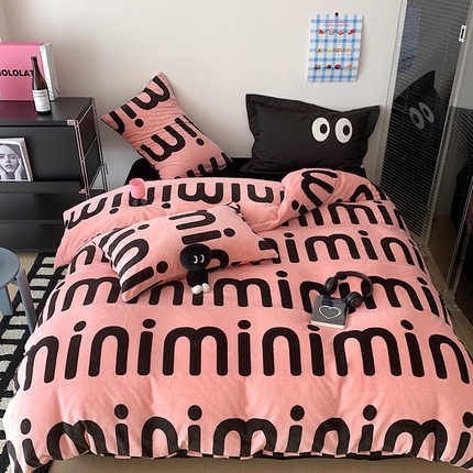 桃子家居 2023新款ins甜酷渐变字母y2k风高克重牛奶绒四件套 绒-甜酷字母黑