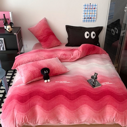 桃子家居 2023新款ins甜酷渐变字母y2k风高克重牛奶绒四件套 绒-暮光粉
