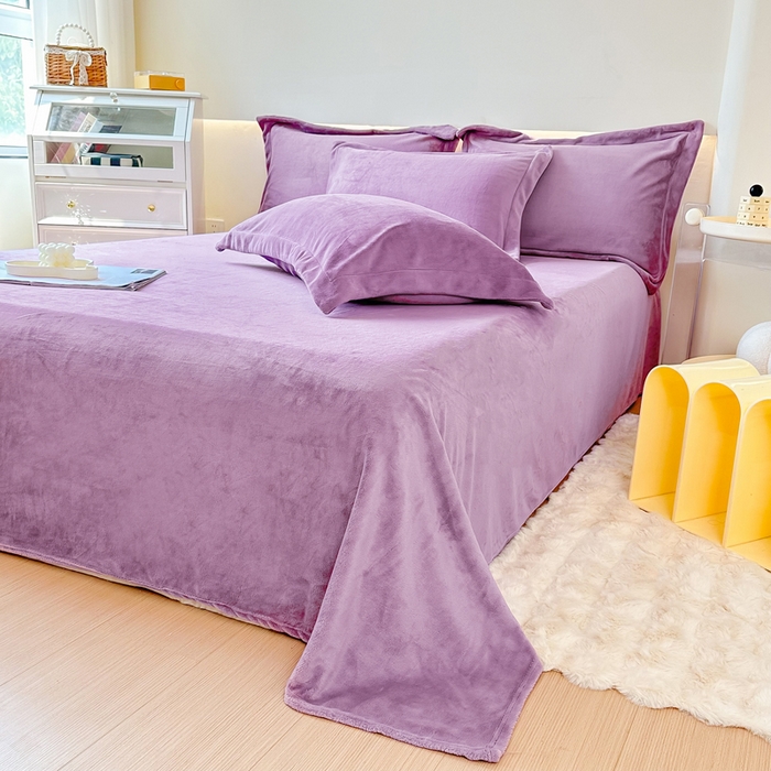 91家纺网 家纺一手货源 找家纺 2023年新款多功能毛毯牛奶绒床单三件套 风铃紫