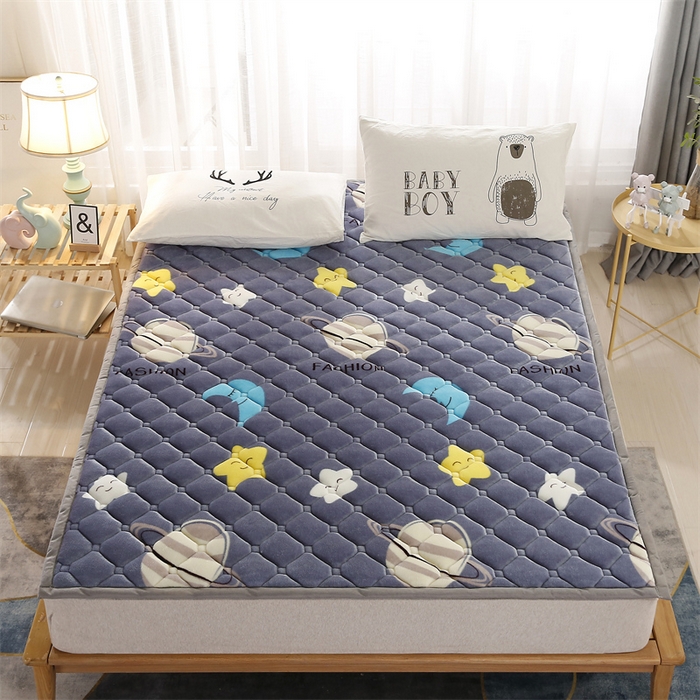 91家纺网 家纺一手货源 找家纺 东宇 2024年新款A类抗菌牛奶绒大床加厚床垫 星球