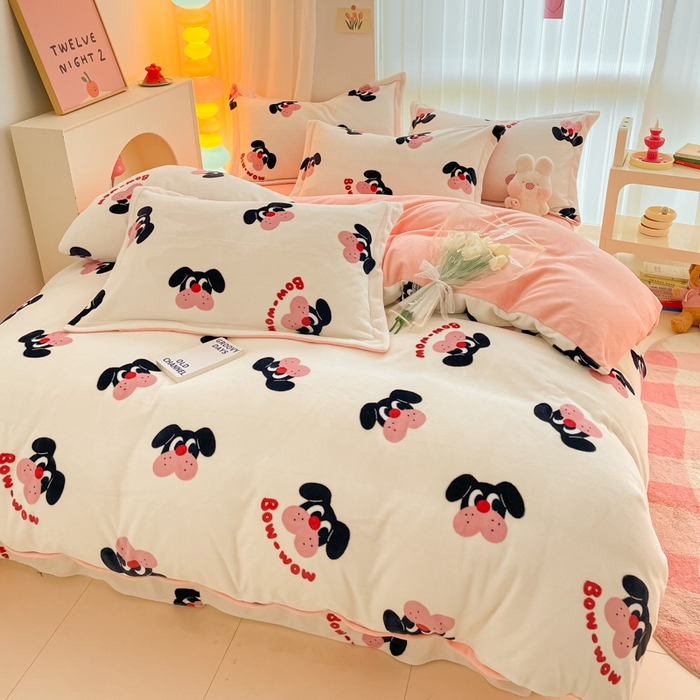 91家纺网 家纺一手货源 找家纺 呗旺鹿 2023新款加厚高克重印花牛奶绒四件套直播爆款 萌宠