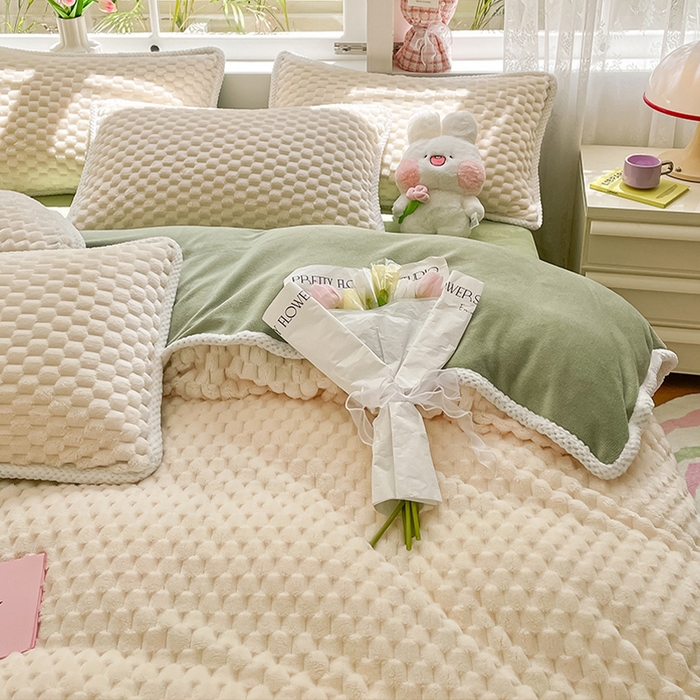 91家纺网 家纺一手货源 找家纺 梦之岛 2023包边AB面牛奶绒印染提花金龟绒加厚保暖四件套 金龟绒-奶昔白+绿