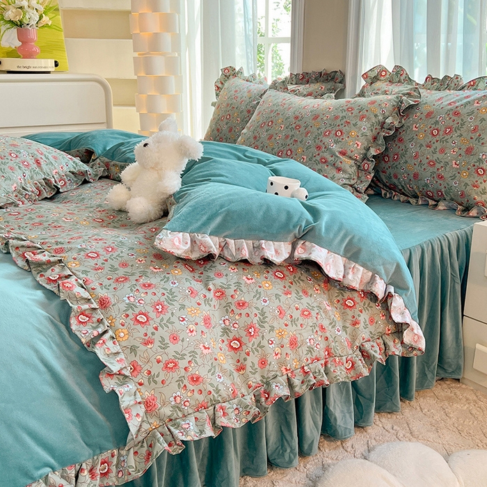 91家纺网 家纺一手货源 找家纺 绒兔兔 2023新款双层纱棉加牛奶绒四件套 绒-秘密花园