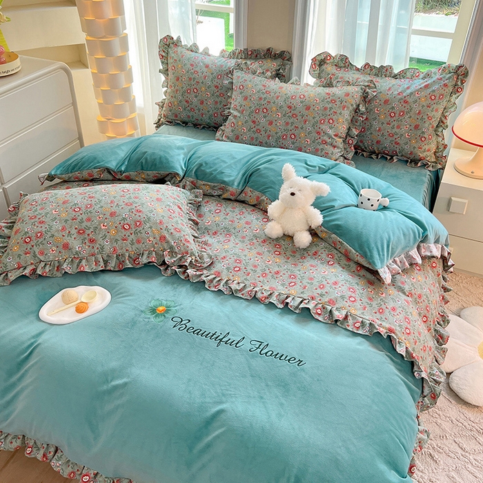 91家纺网 家纺一手货源 找家纺 绒兔兔 2023新款双层纱棉加牛奶绒四件套 绒-秘密花园