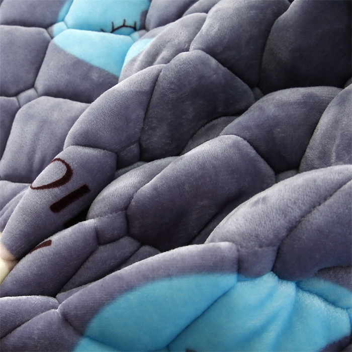 91家纺网 家纺一手货源 找家纺 东宇 2024年新款A类抗菌牛奶绒大床加厚床垫 星球