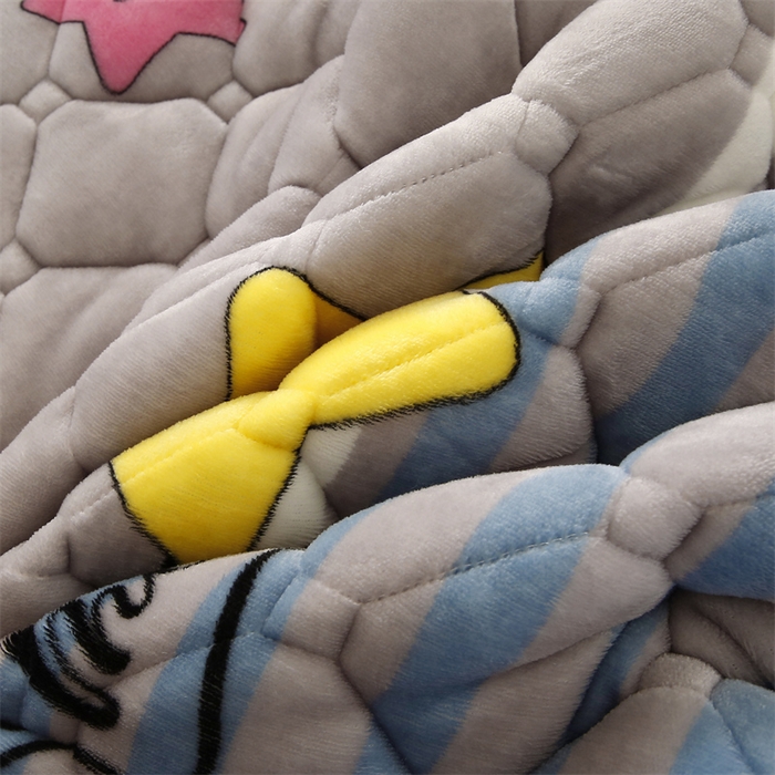 91家纺网 家纺一手货源 找家纺 东宇 2024年新款A类抗菌牛奶绒大床加厚床垫 星光