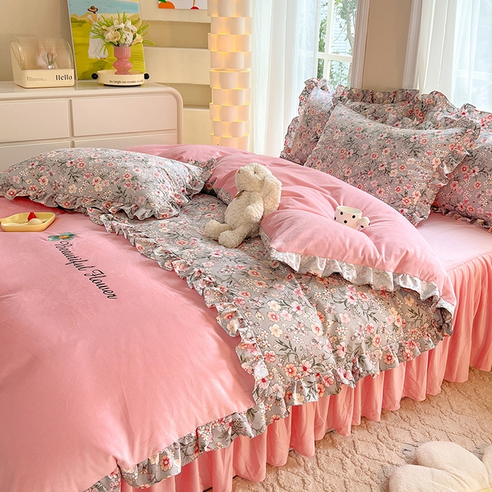 91家纺网 家纺一手货源 找家纺 绒兔兔 2023新款双层纱棉加牛奶绒四件套 绒-花满庭