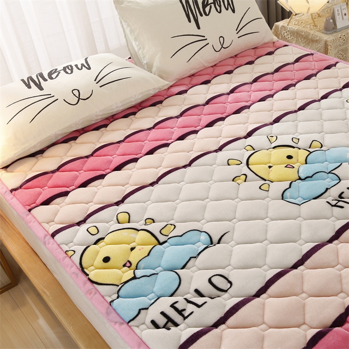 91家纺网 家纺一手货源 找家纺 东宇 2024年新款A类抗菌牛奶绒大床加厚床垫 暖阳