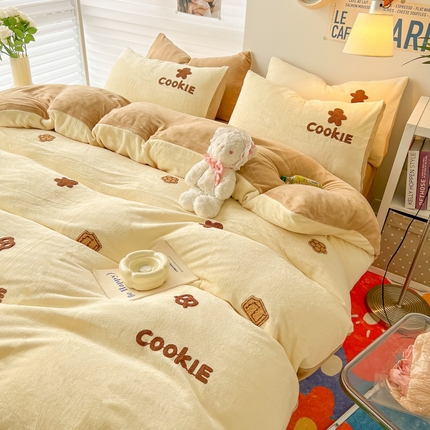 91家纺网 家纺一手货源 找家纺 （总）韩都 2023新款冬季加厚牛奶绒毛巾绣四件套